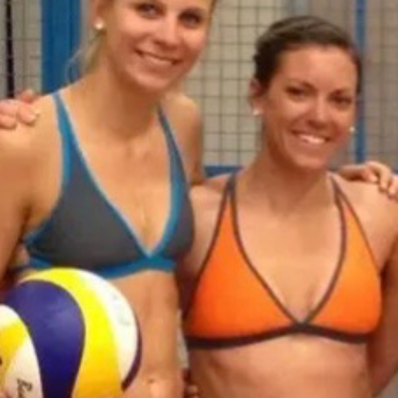 Nwt Bikini halter top - Picture 5 of 7